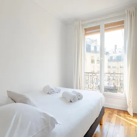 86830 Authentic Living Steps From Montmartre Appartamento *